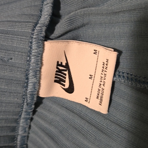 Nike High Waisted Ribbed Shorts - Picture 5 of 7